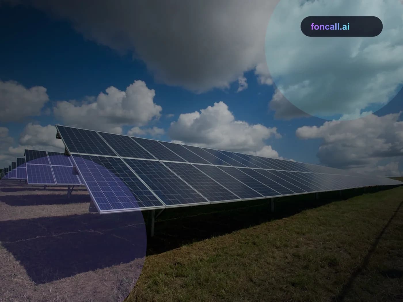 KI-Telefonassistent für Stadtwerke & Energieversorger: Solarpanels unter blauem Himmel